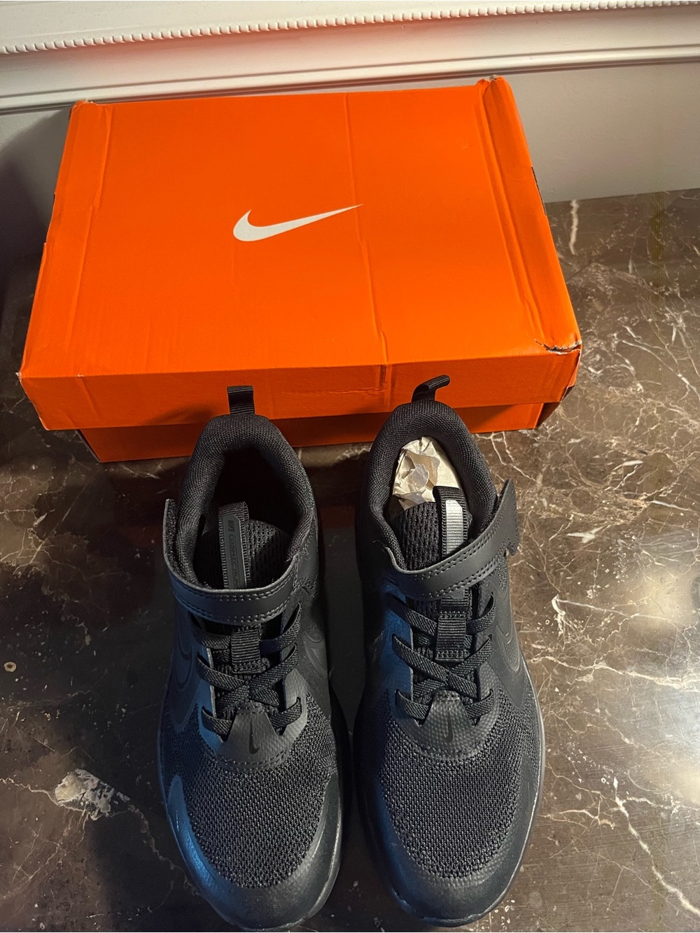 Boys Nike Cosmic Runner Sneakers-Black (Size: 2Y)-NIB